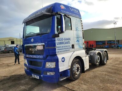 2011 Man TGX26.440. 6x2 Midlift Tractor Unit