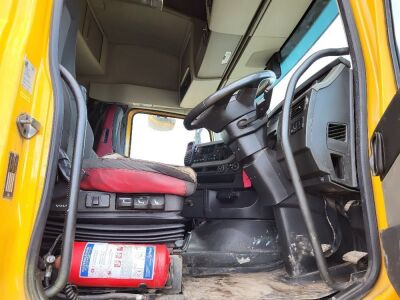 2017 Volvo FH500 Euro 6 6x2 Rear Lift Tractor Unit - 10