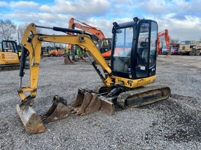 2019 CAT 302.7DCR Midi Digger