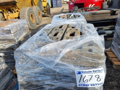 Qty of Temporary Fencing Feet - 2