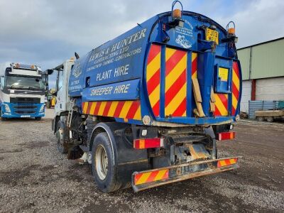 2003 Iveco Tector Road Sweeper  - 3
