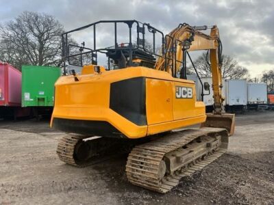 2019 JCB JS220X LC Excavator - 3