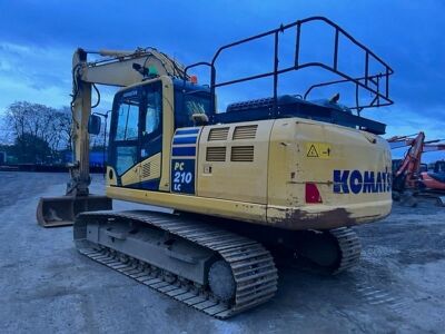 2018 Komatsu PC210LC-11 Excavator - 2