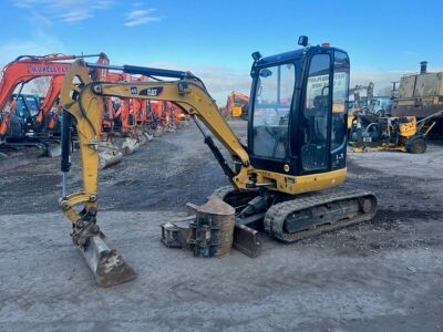 2019 CAT 302.7DCR Midi Digger