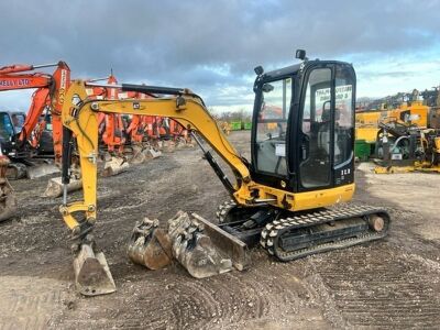 2019 CAT 302.7DCR Midi Digger