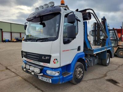 2013 DAF LF 4x2 Skip loader