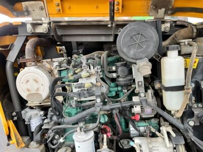 2018 Volvo ECR88D Excavator - 15