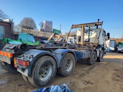 2008 Scania P380 8x4 Hook Loader - 3