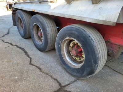 1995 Fruehauf Triaxle Alloy Body Tipping Trailer - 6