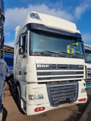 2011 DAF XF105 460 6x2 Midlift Tractor Unit