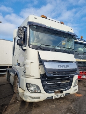 2017 DAF XF510 6x2 Midlift Tractor Unit