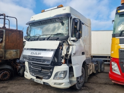 2017 DAF XF510 6x2 Midlift Tractor Unit - 2