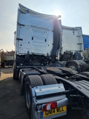 2014 Mercedes Actros 2553 4x2 Tractor Unit - 8