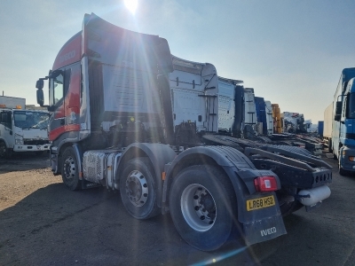 2018 Iveco Stralis XR480 6x2 Midlift Tractor Unit - 8