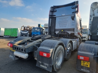 2018 Iveco Stralis XR480 6x2 Midlift Tractor Unit - 9