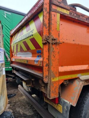 2016 Scania P410 8x4 Steel Body Tipper - 10