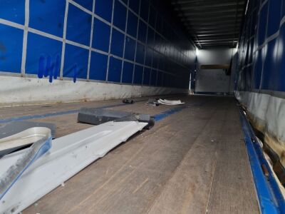 2013 SDC 15.6m Triaxle Curtainside - 9