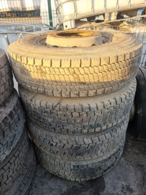 12x Truck Wheels & Tyres - 6