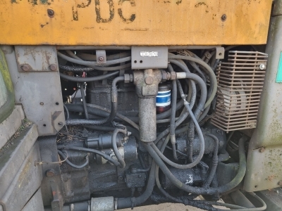 Renault 4WD Tractor - 10