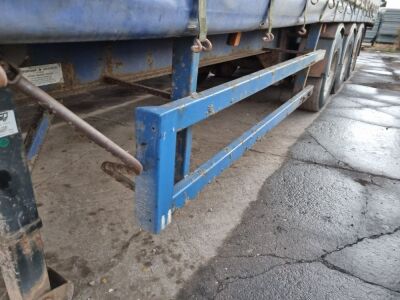 1994 Fruehauf Triaxle Curtainside Trailer - 6