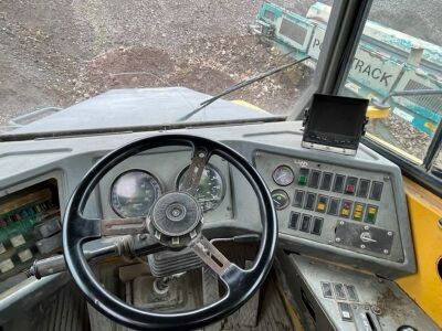 1998 Volvo BM A30C Dump Truck - 16