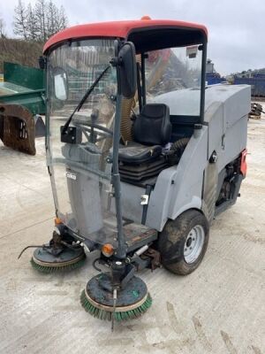 Hako CM90 Urban Sweeper / Vac - 2