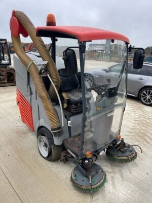 Hako CM90 Urban Sweeper / Vac - 3