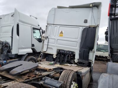 2015 DAF XF510 6x2 Midlift Tractor Unit - 3