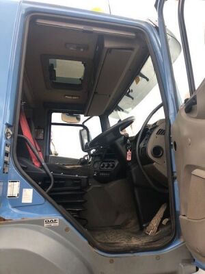 2012 DAF CF85 360 8x4 Hook Loader - 11