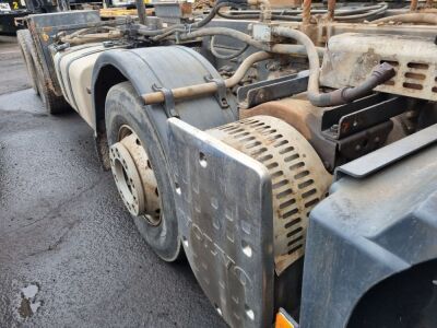 2012 Volvo FM 370 8x4 Chassis Cab - 6