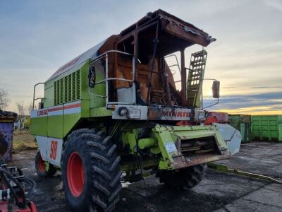 Claas Classic 98 Dominator Combine