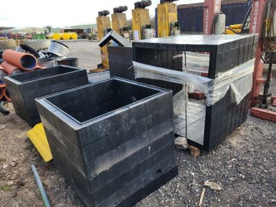 6x  Pallets of Drainage / Manhole Formers - 3