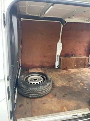 2015 Ford Transit Custom 290 LTD E-Tech Van - 12