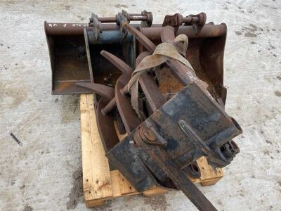 Pallet of Various Buckets/Attachments