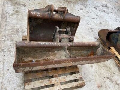 Pallet of Various Buckets