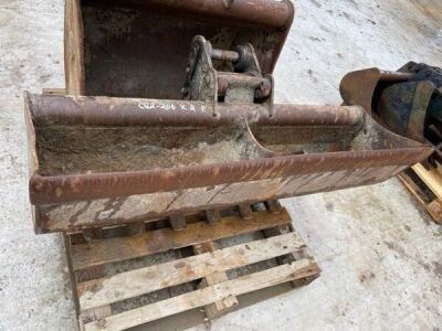 Pallet of Various Buckets - 2