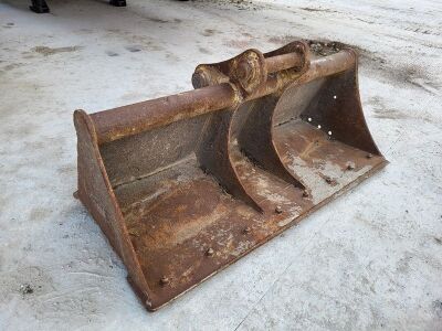 Case 7ft Ditching Bucket - 2