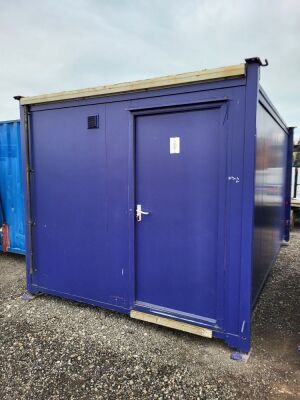 16 x 9 Jackleg Toilet Block