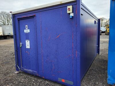 16 x 9 Jackleg Toilet Block - 3