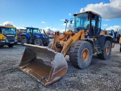 2011 Hyundai HL740-9 Wheeled Loader - 2
