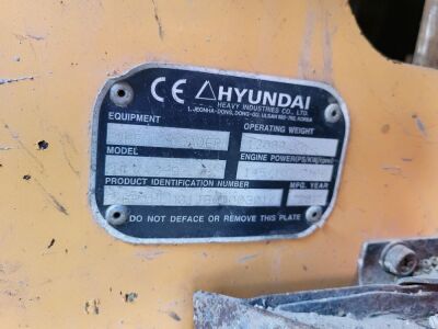 2011 Hyundai HL740-9 Wheeled Loader - 12