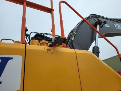 2018 Volvo EC220EL Excavator - 12