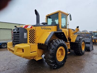 Volvo L120E Loading Shovel - 4