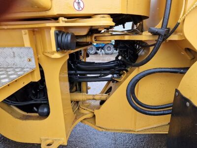 Volvo L120E Loading Shovel - 10