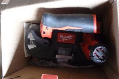Milwawkee M12 B5O Pipe Cutter 