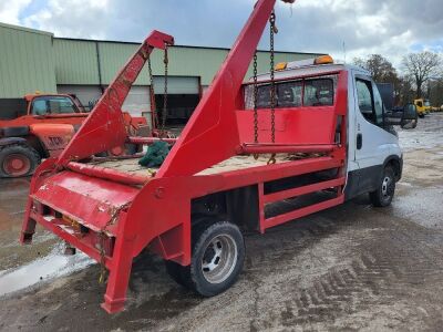 2015 Iveco Daily 35.130 4 x 2 Skip Loader - 4