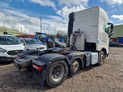 2017 Volvo FH460 6x2 Mini Mid Lift Tractor Unit - 4