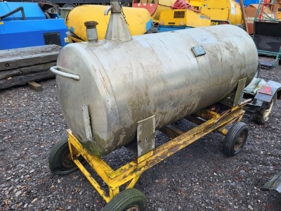 Stainless Liquid Tank Mounted On Trailer Chassis - 2