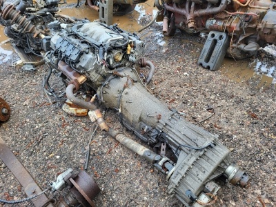 Mercedes V8 Diesel Engine & Gearbox