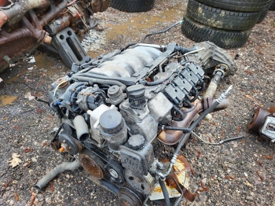 Mercedes V8 Diesel Engine & Gearbox - 2